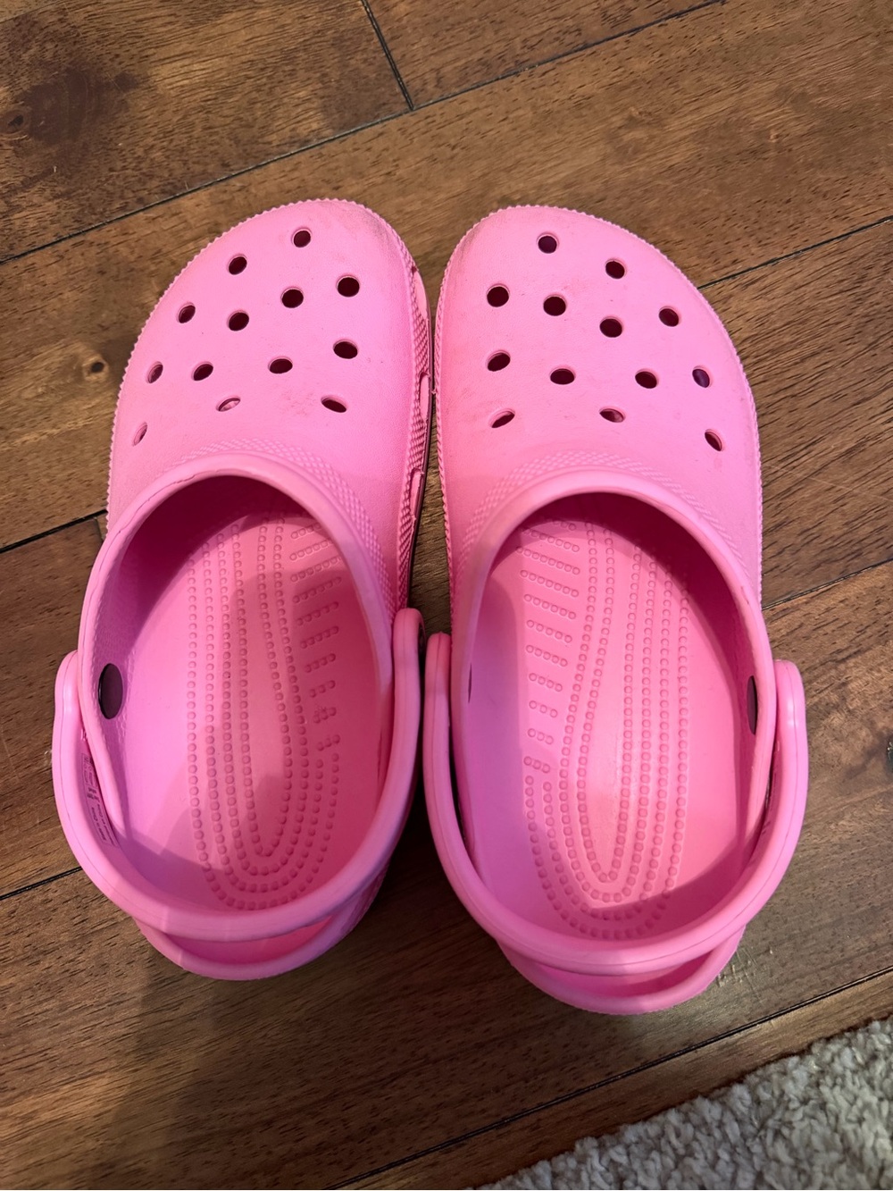 Women’s crocs - Picture 2 of 6